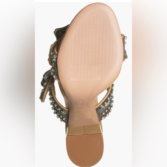 NWT | Schutz Women's Enola Crystal Buckle Strap Shine Leather Sandal - Picture 6 of 11